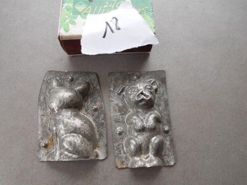 N18 anciens petits moules - petits,