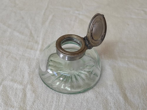 Ancien encrier verre 8cm - 8cm, de