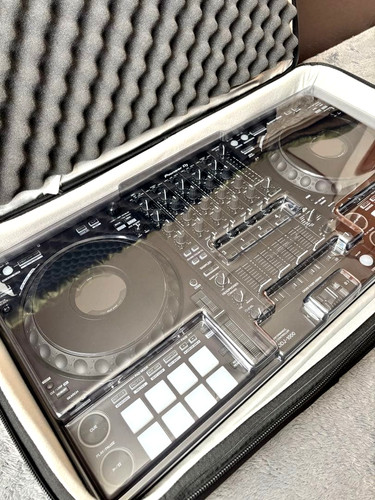 Contrôleur professionnel - dj,