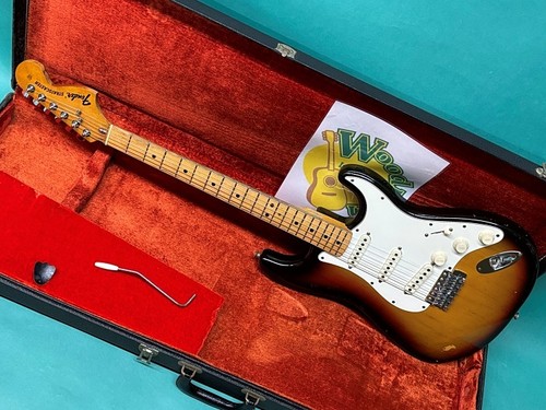 Fender stratocaster 57kg - stratocaster, 3.57kg