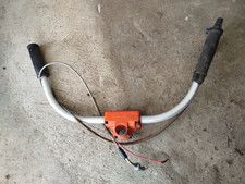 GUIDON    POUR