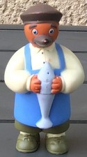 Figurine Petit Ours Brun Avec Un Poisson, Bayard Presse 2003