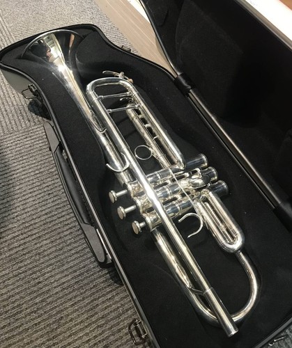 Yamaha ytr 8335g xeno series - ytr-8335g,