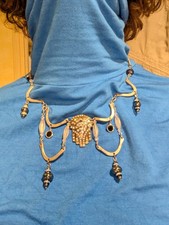 COLLIER PENDENTIF STYLE ART