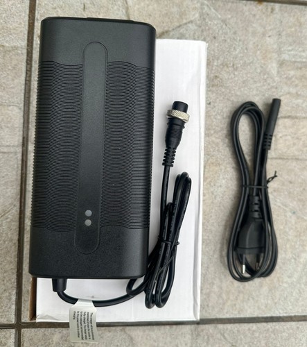 Chargeur trottinette - chargeur,
