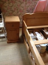 Lit pin anglais Interiors tiroir et table de chevet