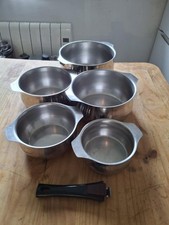 5 casseroles en inox 18-10 et