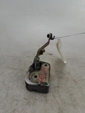 Serrure de porte laterale