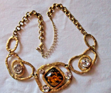 SUPERBE COLLIER  DESIGN