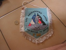 hussard    fanion   militaire