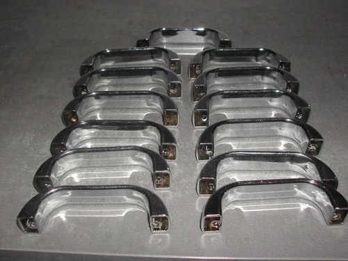 Lot poignees de - 13, porte
