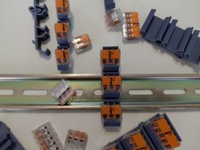 Support WAGO pour rail DIN -