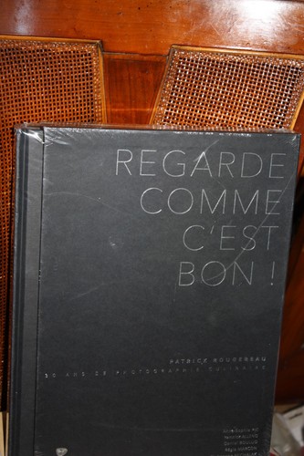 Regarde comme est bon de - regarde,