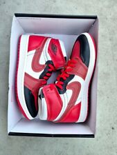 NIKE AIR JORDAN 1 RETRO HIGH OG chicago bulls  43 EU / 11 US . DS / NEUF