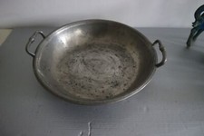 ancien plat en etain XVIIIe poincon ETAIN D'ANGLETERRE marque propriete C.T.C