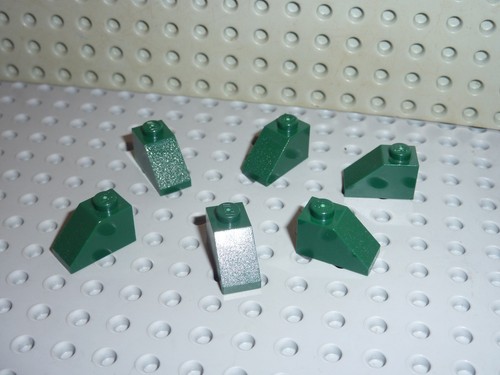 Lego dkgreen slope brick - 6,