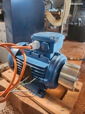 Lot neuf moteur éléctrique pour backstand avec jeu de roues