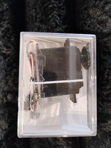 Futaba s3010 servo - s3010, box