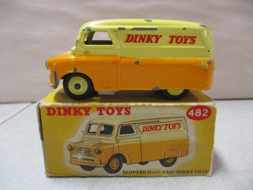 Dinky toys bedford van - toys,