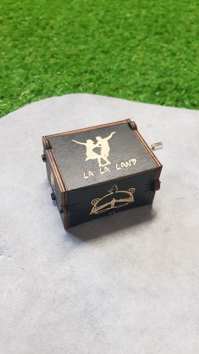 Boîte musique bois la - à,