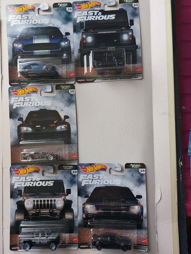 Hot wheels fast - 1/64,