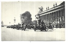 MILITAIRE  PARIS CHENILLETTES
