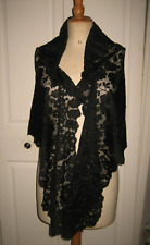 Ancienne Etole châle  en Dentelle noire à fleurs 195 x 100 cm