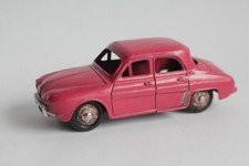 DINKY TOYS Voiture miniature