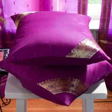 Violet Rouge Artisanal Coussin