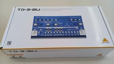 Synthétiseur analogique bas bleu Behringer TD-3-BU d'occasion