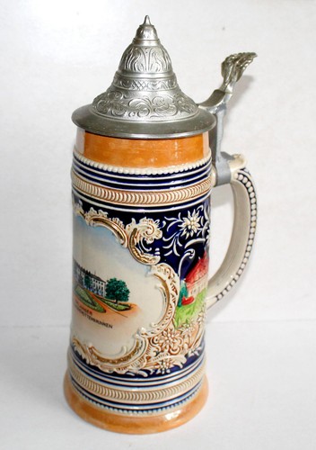 Jolie ancien grand - ancien, chope
