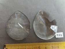 Pampilles de lustre (lot de 2) en cristal forme goutte 50,5/37,5 mm  (réf A24)