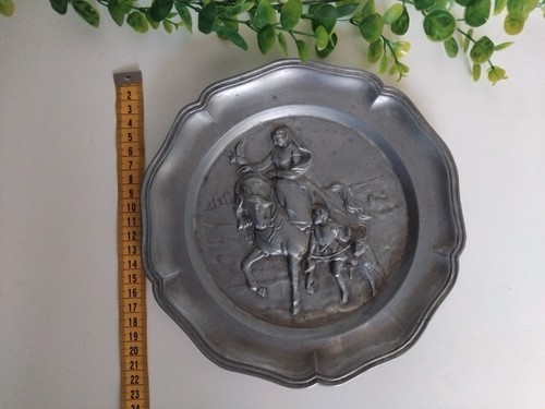 Assiette ancienne étain - ancienne,