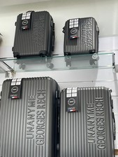 Lot 4 Valise rigide ABS