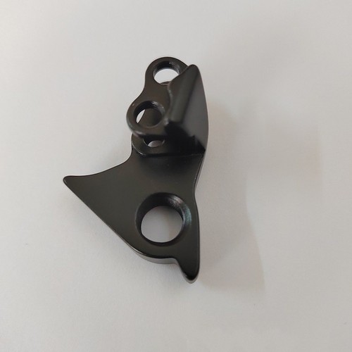 Cintre dérailleur arrière