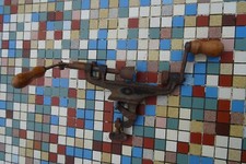 Ancien sertisseur pour cartouche de chasse à broche cal.16