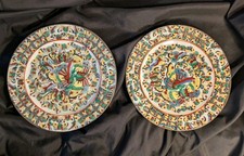 2 Assiettes ou Petits Plats Service, Porcelaine décor Émaillé Papillons, Macao
