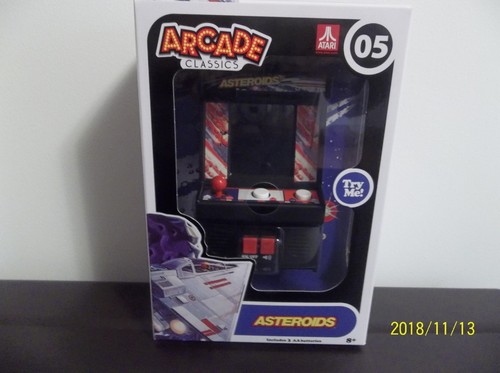 Asteroids classic arcade game - classic,