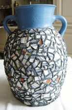 ANCIEN GRAND VASE,POTICHE TERRE CUITE MOSAIQUE "PIQUE ASSIETTE