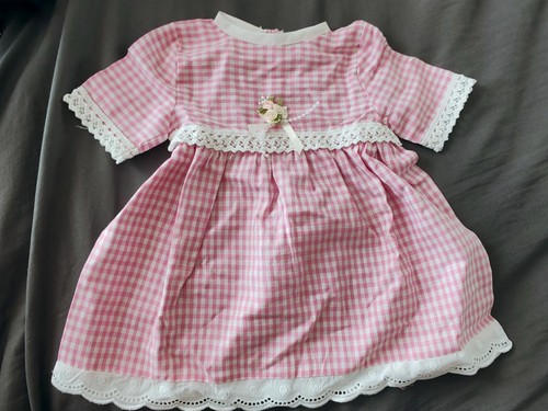 Robe ancienne pour - , poupée