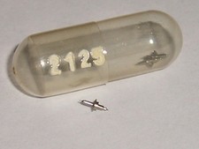 Revue Thommen balance staff 10"'1/2  39  axe de balancier Unruhwelle Ronda 2125