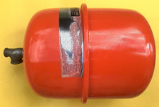 Vases d'expansion Chauffage ZILMET 130 CAL-PRO, 4 bar, 18L, en bon état