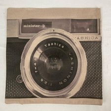 Housse de coussin ou oreiller décorative appareil photo noir et blanc minister D
