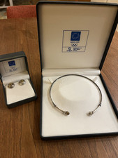 Parure argent et or Torque /Collier Et Boucles d oreilles ,Jeux Olympiques 2004