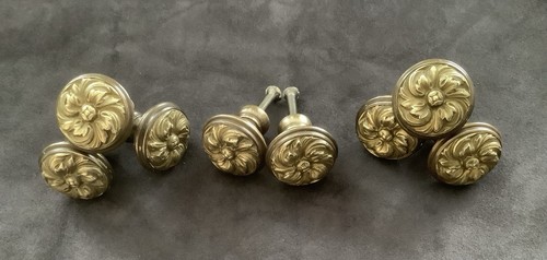 Boutons anciens pour tiroir - anciens,