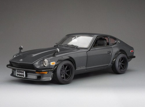 Datsun 240z gris 1971 au - gris,