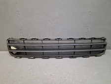 Grille inférieur pare choc avant - Suzuki Swift III 1.3DDis - 7172172K0