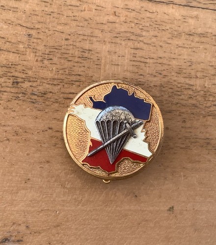 Insigne metal 1re bataillon - insigne,