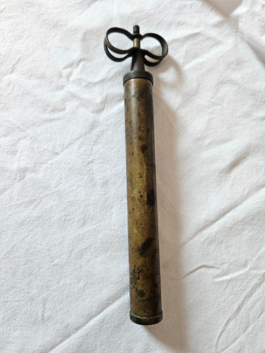 Ancienne pompe velo - ancienne,