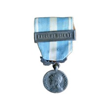 Medaille Française D’outre Mer - Extreme Orient